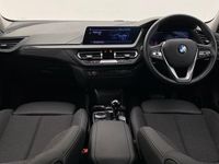 Used BMW 118 Sport Line 134 HP (98 kW) 2024 White Hatchback