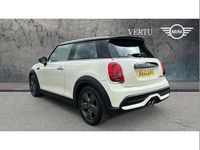 Used Mini Cooper S Classic 178 HP (130 kW) 2021 White Hatchback