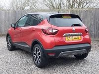 Used Renault Captur Version S 130 HP (95 kW) 2019 Red SUV