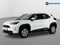 Used Toyota Yaris Hybrid 2023 White Estate
