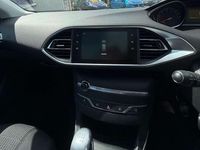Usado Peugeot 308 Allure 2017 Preto Carrinha
