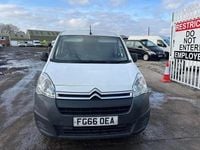 Used Citroën Berlingo 2017 White MPV