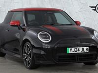 Used Mini Cooper SE Hatch 158 kW (215 HP) 2024 Black Hatchback