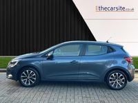Used Renault Clio V Evolution 145 HP (106 kW) 2022 Grey Hatchback