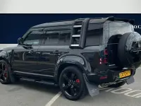 Używany Land Rover Defender S 250 KM (183 kW) 2022 Czarny SUV