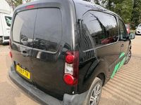 Used Citroën Berlingo 100 HP (73 kW) 2018 Black MPV