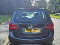 Używany Vauxhall Meriva 2011 Szary Minivan