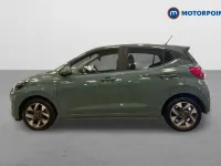 Usado Hyundai i10 Advanced 67 HP (49 kW) 2024 Verde Citadino