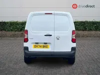 Used Vauxhall Combo S 100 HP (73 kW) 2024 White MPV