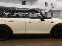 Used Mini Cooper Hatch 136 HP (100 kW) 2018 White Hatchback