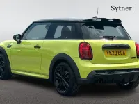 Usado Mini Cooper Hatch 134 HP (98 kW) 2023 Amarelo Citadino