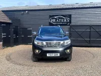 Used Nissan Navara Tekna 190 HP (139 kW) 2017 Black Pickup