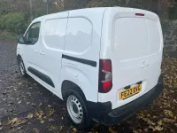 Used Vauxhall Combo S 130 HP (95 kW) 2022 White MPV