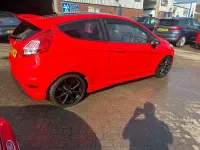 Used Ford Fiesta Zetec 140 HP (102 kW) 2016 Red Hatchback