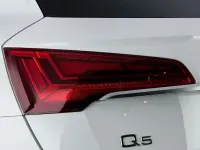 Used Audi Q5 S-Line 265 HP (194 kW) 2022 White SUV