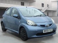 Used Toyota Aygo 67 HP (49 kW) 2008 Blue Hatchback