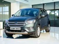 Used Ford Kuga Zetec 120 HP (88 kW) 2017 Green SUV