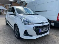 Used Hyundai i10 Premium 67 HP (49 kW) 2017 White Hatchback
