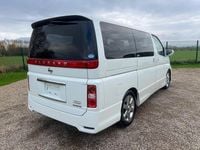 Used Nissan Elgrand Premium Edition 2006 White MPV