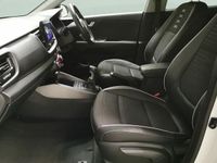 Used Kia Stonic GT-Line S 120 HP (88 kW) 2023 White SUV