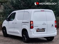 Used Citroën Berlingo 100 HP (73 kW) 2023 White MPV