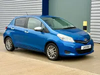 Used Toyota Yaris 2011 Blue Hatchback