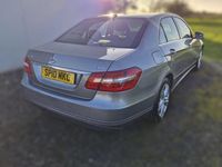 Usado Mercedes E250 Avantgarde 2010 Prateado Sedan