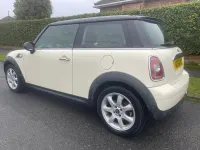 Used Mini Cooper 2007 White Hatchback