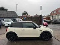 Used Mini Cooper D Hatch 116 HP (85 kW) 2016 White Hatchback