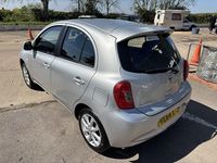Begagnad Nissan Micra Acenta 2015 Silver Halvkombi