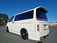 used Nissan Elgrand 2.5 Highway Star 8 seater