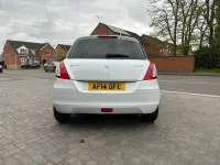 Begagnad Suzuki Swift SZ4 2014 Vit Halvkombi