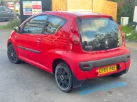 Second-hand Peugeot 107 68 CP (50 kW) 2010 Roșu Hatchback