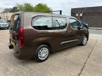 Used Vauxhall Combo Design Edition 110 HP (80 kW) 2020 Brown MPV