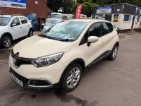 Used Renault Captur Dynamique 90 HP (66 kW) 2014 Cream SUV
