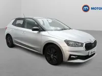 Używany Skoda Fabia Colour Edition 80 KM (58 kW) 2024 Srebrny Hatchback