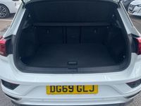 Used VW T-Roc R-line 116 HP (85 kW) 2019 White SUV