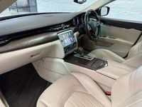 Used Maserati Quattroporte 410 HP (301 kW) 2015 Silver/beige Sedan