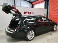 Second-hand Vauxhall Insignia Elite 2016 Albastru Break
