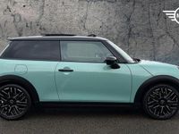 Usado Mini Cooper S Hatch 201 CV (147 kW) 2024 Verde Utilitario