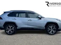 Used Suzuki Across 306 HP (225 kW) 2022 Silver SUV