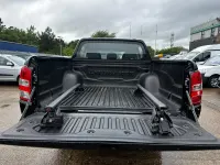 Used Mitsubishi L200 2016 Black Pickup