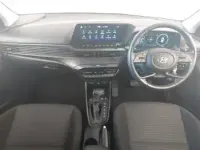 Used Hyundai i20 Premium 100 HP (73 kW) 2022 White Hatchback