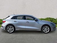Używany Audi A3 Sport 150 KM (110 kW) 2024 Srebrny Hatchback