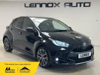 Second-hand Toyota Yaris Hybrid 2023 Negru Hatchback