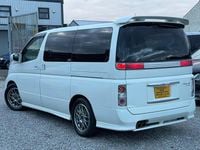 Used Nissan Elgrand S 2007 White MPV