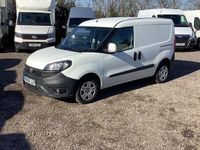 Used Fiat Doblò 95 HP (69 kW) 2018 White MPV
