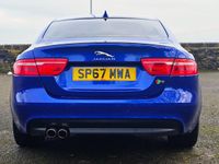 Gebraucht Jaguar XE R-Sport 180 PS (132 kW) 2017 Blau Limousine