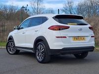 Used Hyundai Genesis Premium 132 HP (97 kW) 2019 White Estate