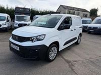 Used Peugeot Partner 100 HP (73 kW) 2022 White MPV